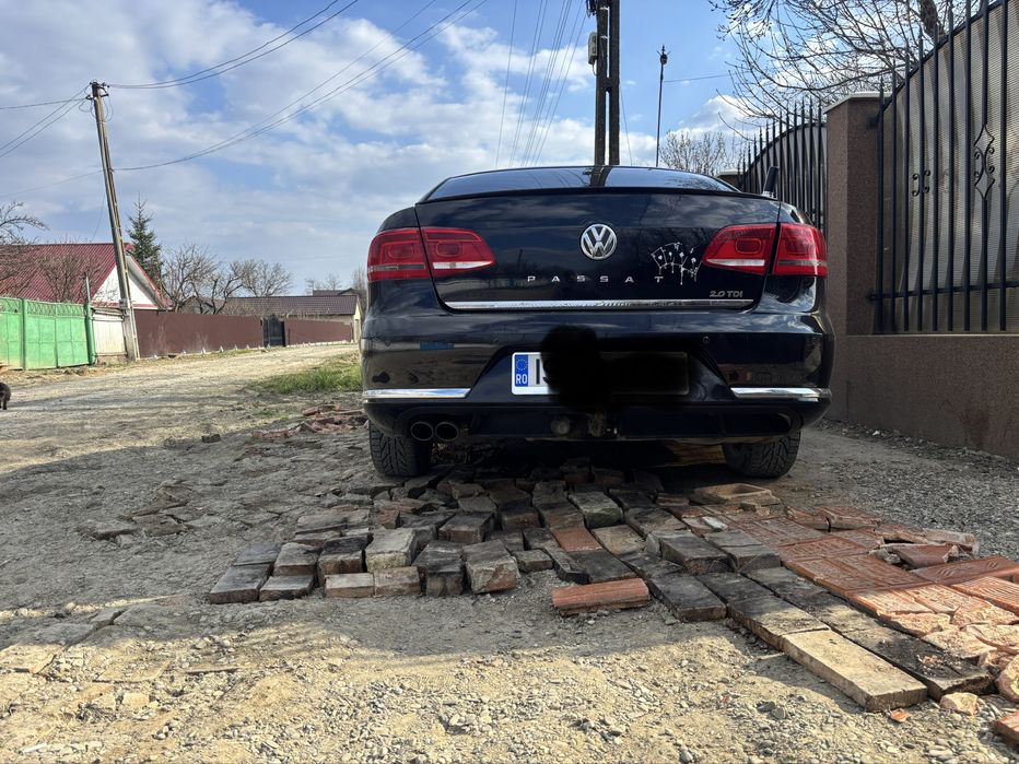 VW Passat B7 2012