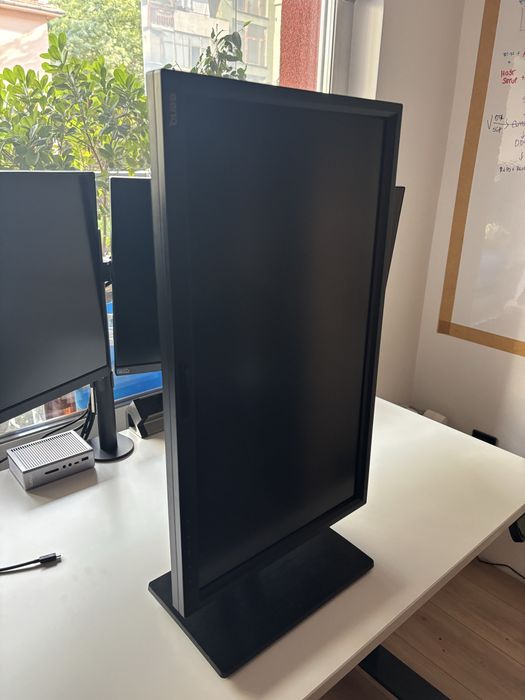 Монитор 24" BenQ BL2420PT 2560x1440 (QHD) IPS