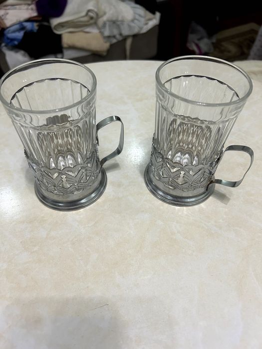 Подстаканники со стаканами