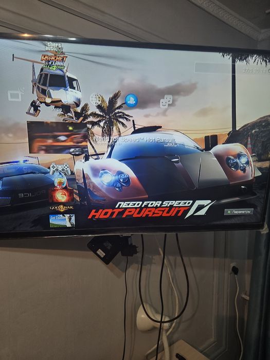 Продам Пс3 прошитую 15 игр