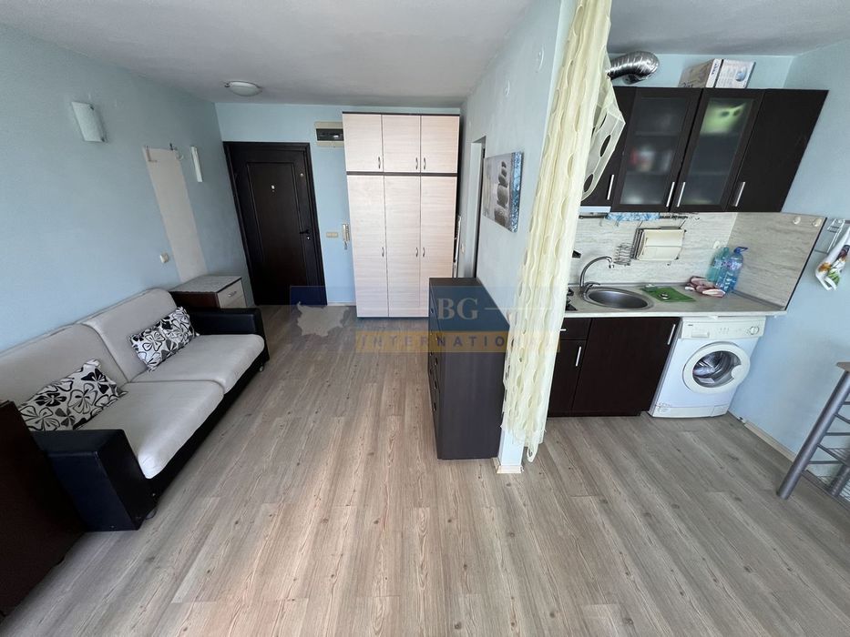 Продава се Едностаен апартамент в Ахтопол - 45 кв.м за 889 €/кв.м - Снимка #6