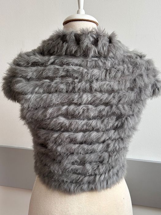 BARBARA SCHWARZER кокетен топ  от естествена мека заешка кожа