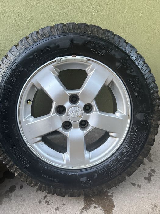Jante aliaj originale Kia+anvelope iarna 215/65 R16