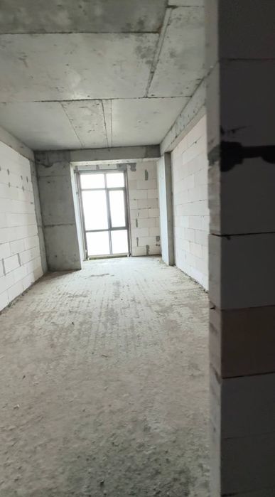 3 xonali kvartira sotiladi, 3 комн новостройка коробка