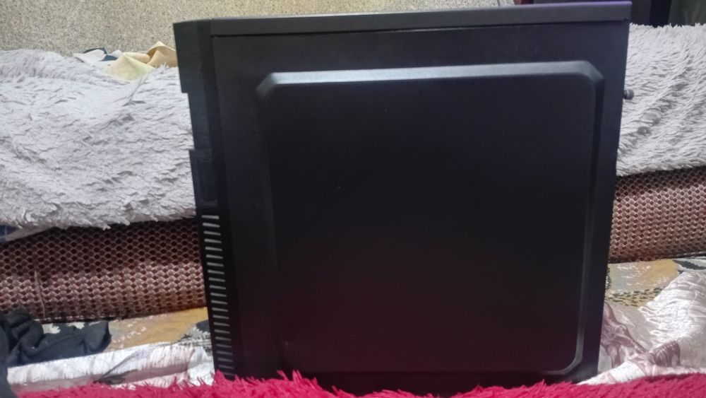 Продаю корпус AeroCool с dvd приводом