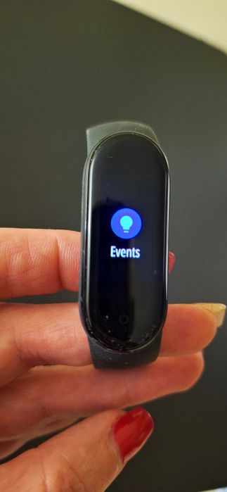 Фитнес гривна Xiaomi Mi Band 5