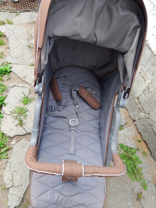 Продам детскую коляску. Срочно