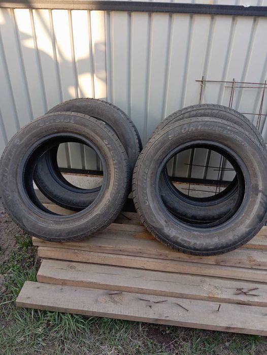 Продам Шины 196/65R15 91H