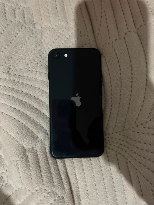 iphone se 64gb 64