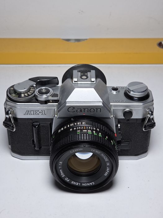 Canon AE-1 program (foto vintage)