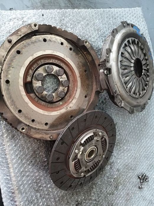 Kit ambreiaj volanta masa simpla renault clio 3 1.5 dci k9k euro 3
