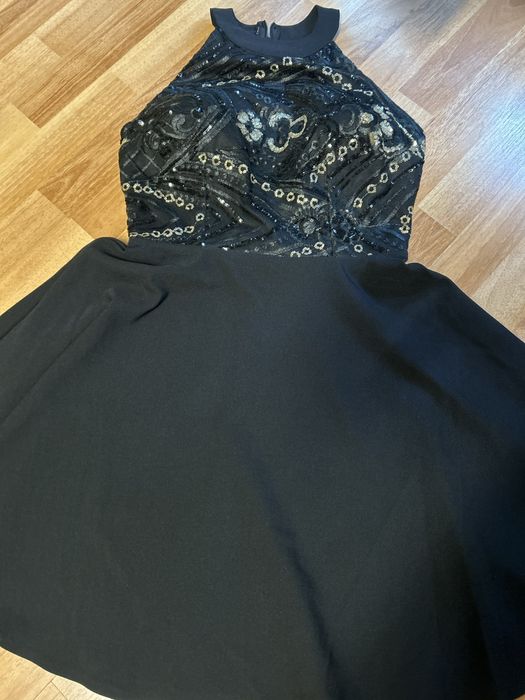 Страхотни рокли Луци /Lucy и други.