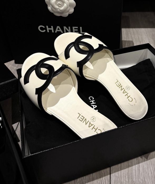 Papuci Chanel 26 premium marimea 41 pe stoc