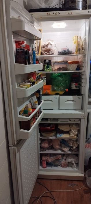 Продам,холодильник