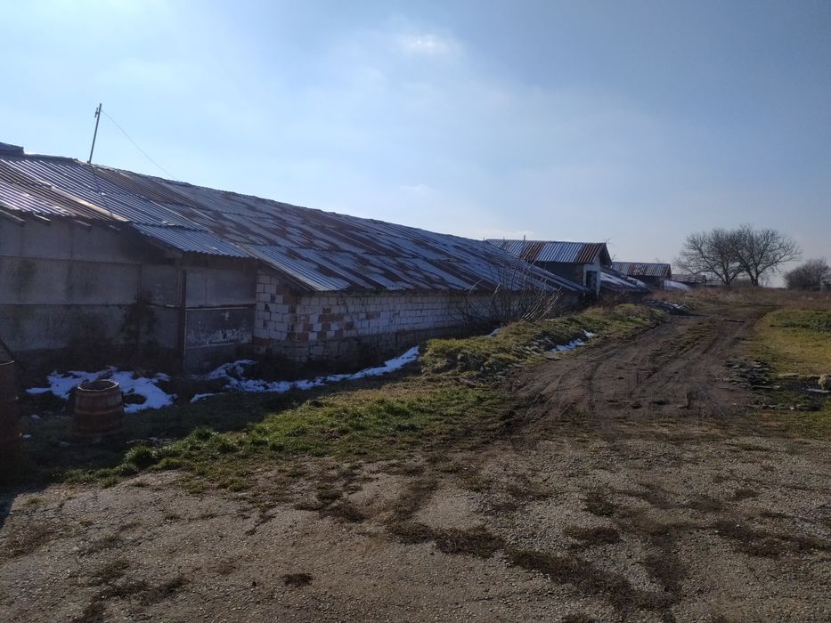 Продава се Промишлена сграда в с. Малки Вършец, Област Габрово - 14000 кв.м за 7 €/кв.м - Снимка #4