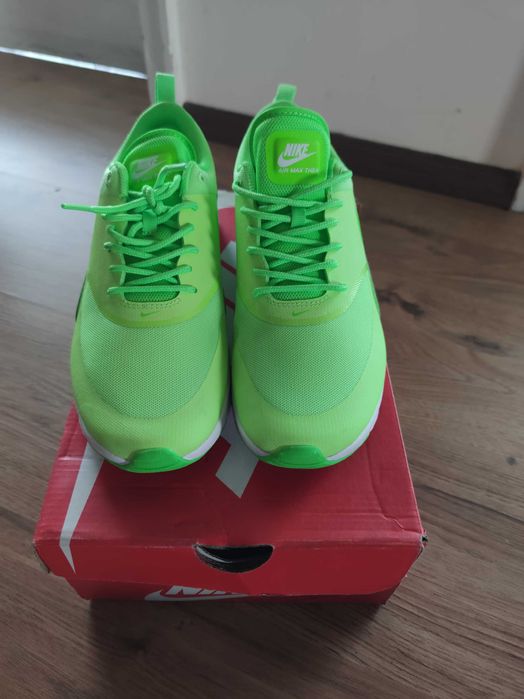 Маратонки Nike Air Max Thea