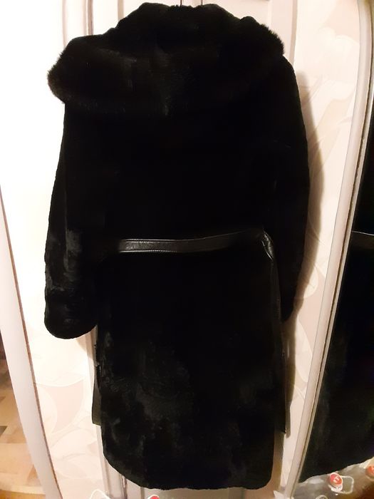 Шуба цигейковая. Натуральная.