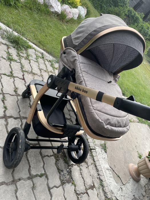 Коляску Продам