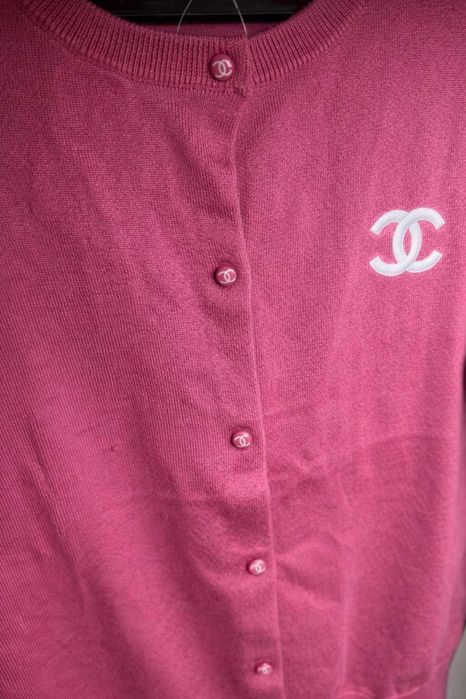 жилетка блуза на шанел с копчета и дълъг ръкав цикламена дамска chanel