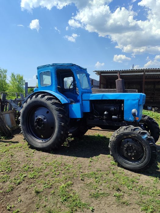 Продам Трактор т-40