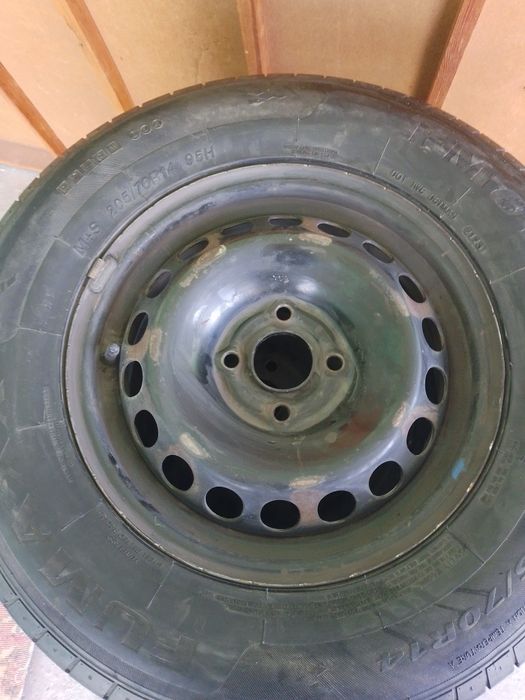 Diska balon 205/70/R14 Fumaxx