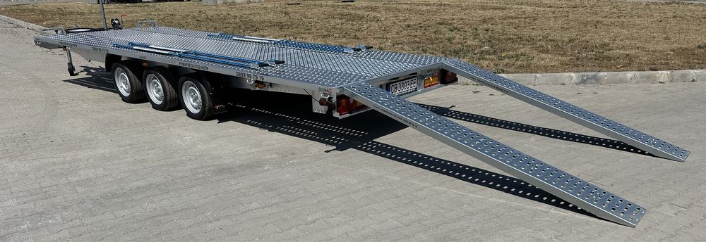 Равна триосна платформа 6.00м Х 2.15м / 3500кг ПОД НАЕМ