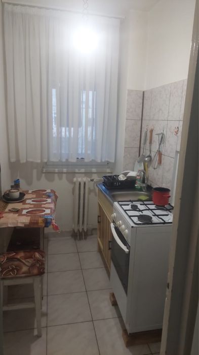 Inchiriez garsoniera