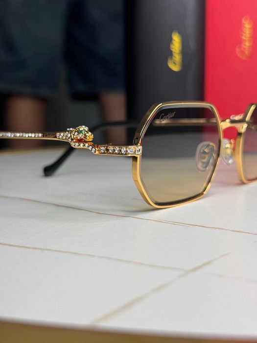 Ochelari de soare Cartier aurii