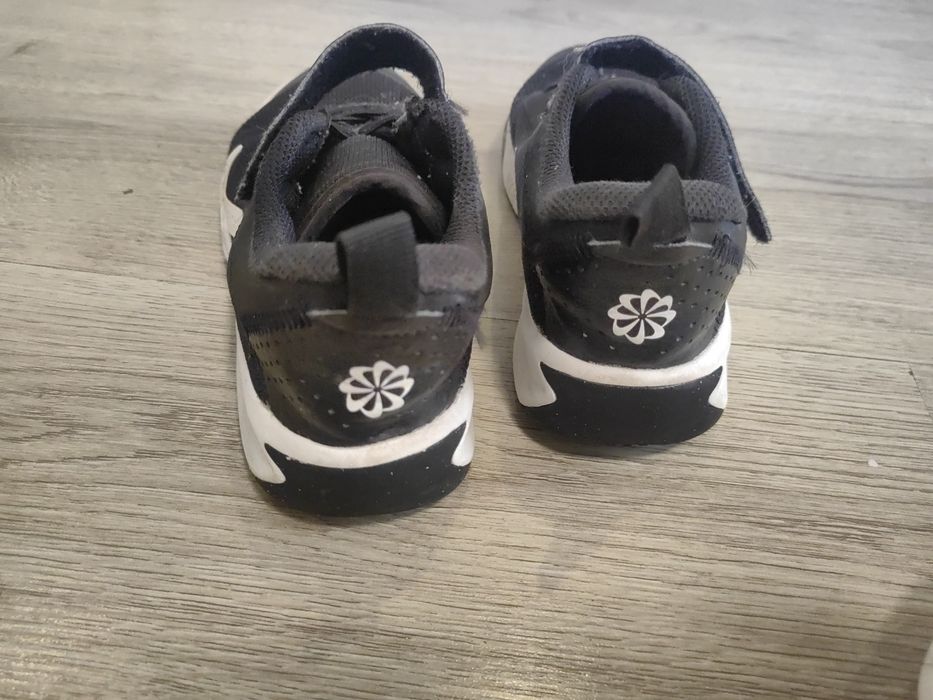 Маратонки Nike N 35