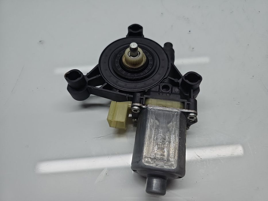 Motoras geam stanga fata Seat Leon (5F1) [Fabr 2012-2018] 5Q0959801B