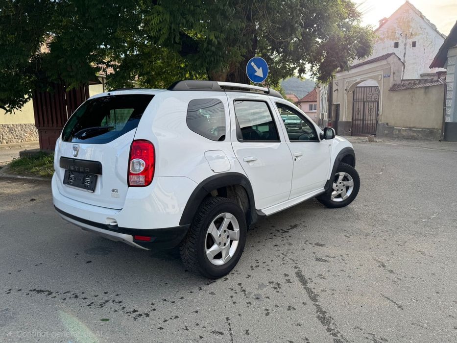 DACIA Duster 2011 — imagine 4
