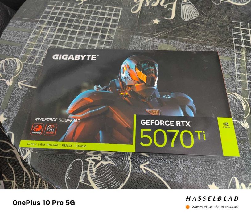 Геймърска Видео карта  GIGABYTE RTX 5070 Ti WINDFORCE OC SFF 16GB