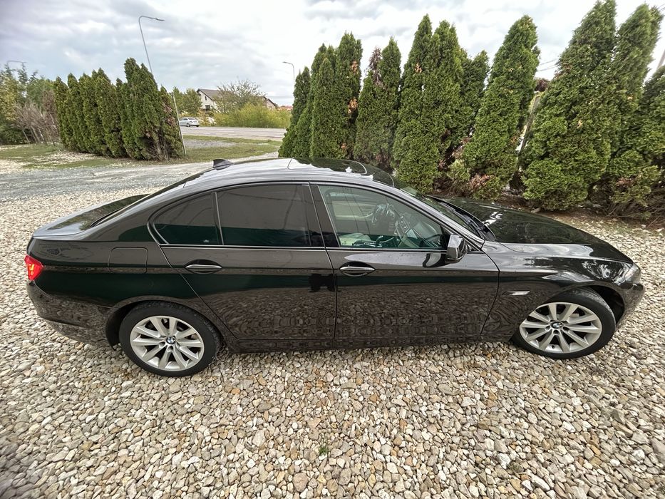 Cititi Descrierea !! BMW F10 Seria 5 - 2011 / Trapa / Dist / 4 Butoane