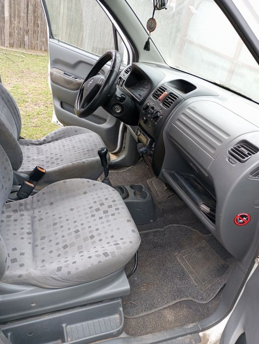 Vând opel agila pentru piese sau fier vechi