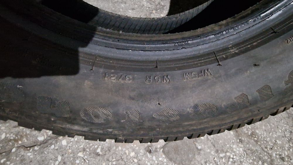 Vând anvelopa iarna Firestone 215 60 16