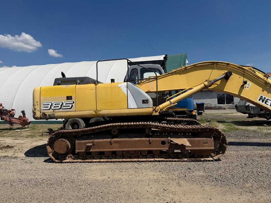 Senile excavator New Holland E385 piese