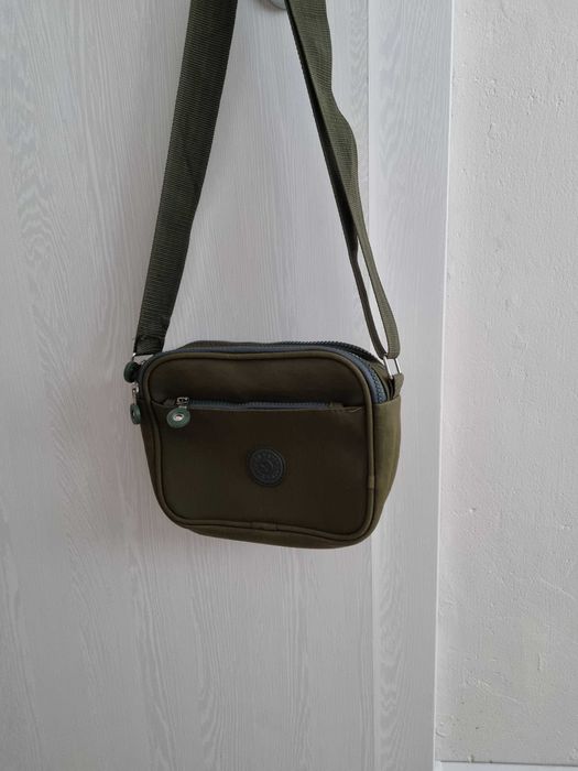 Лот дамски чанти