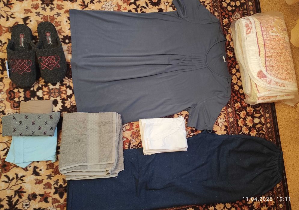 ПОДАРЯВАМ голям ЛОТ от НОВИ артикули р. ХЛ, Пловдив