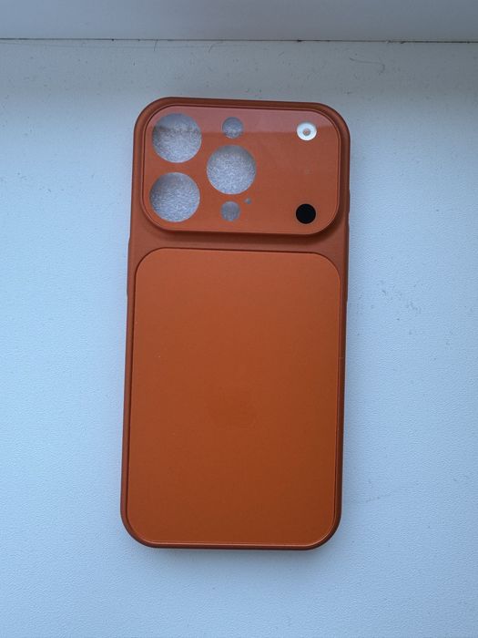 Айфон 15про чехол