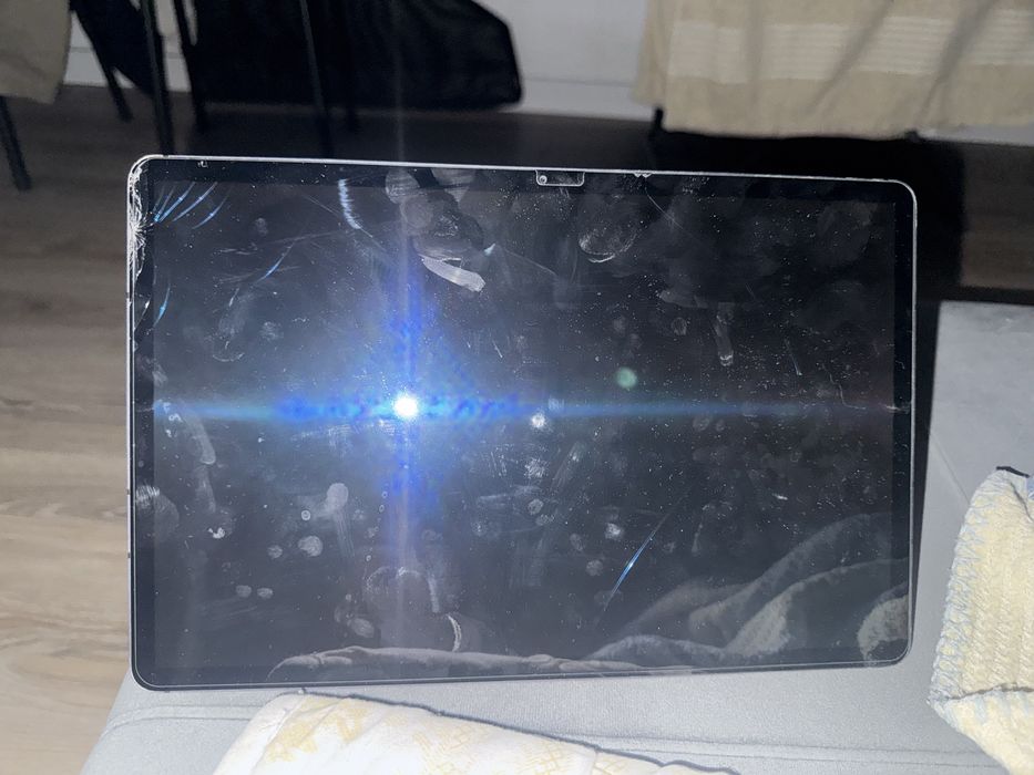 Samsung tab 7+ с чехлом клавиатурой