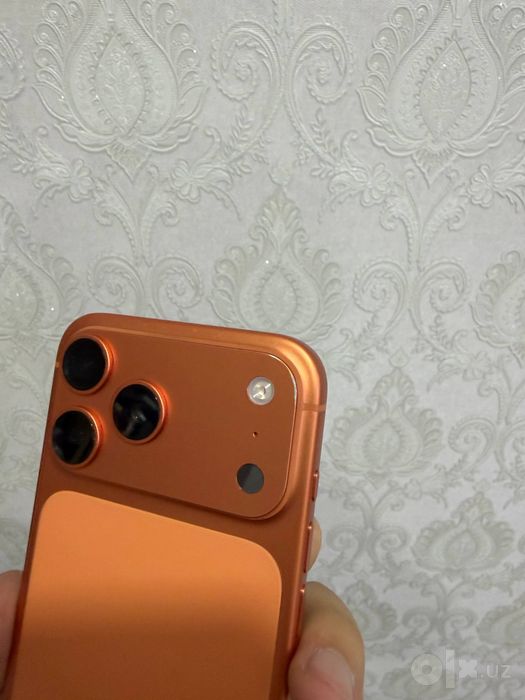 Iphone 17pro max 1 trb