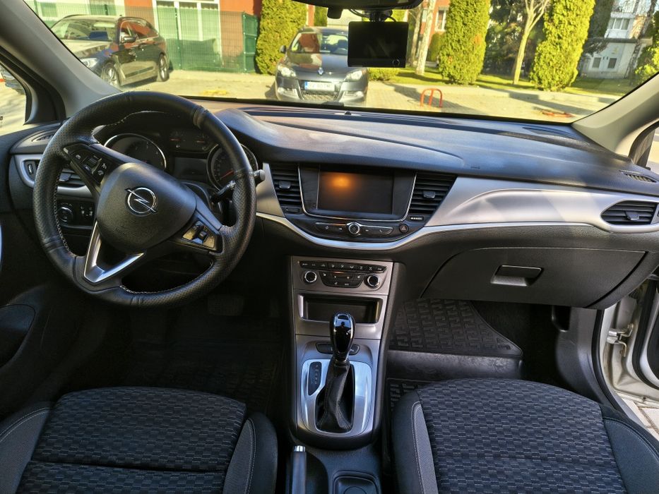 Opel Astra K automată, 1.5 Diesel, 8+ 1 viteze