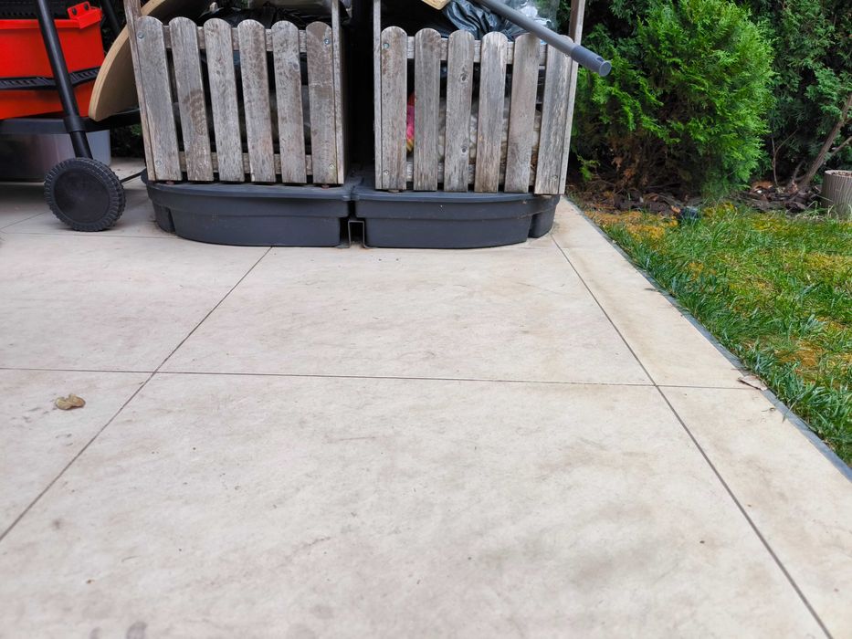 Градински чадър с алуминиева конструкция (диагонал 4 м)