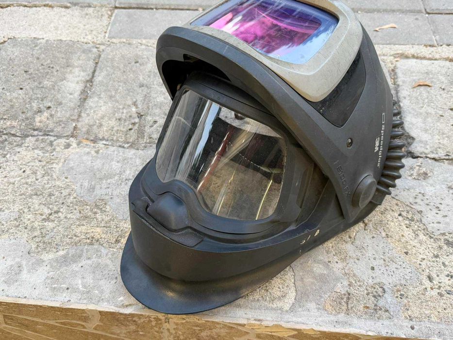 3M Speedglas 9100 FX - Заварачна маска с ADFLO система с батерии и зарядно