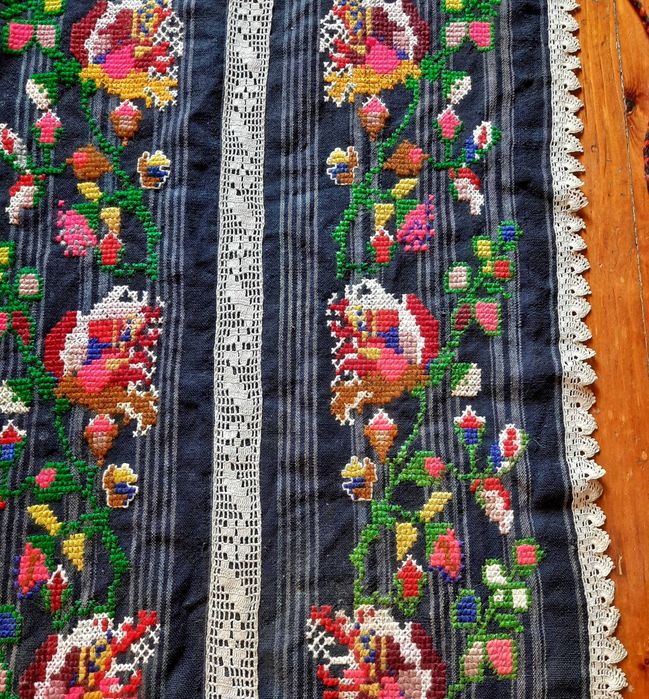 Варненска престилка за носия,с.Неофит Рилски, община Ветрино