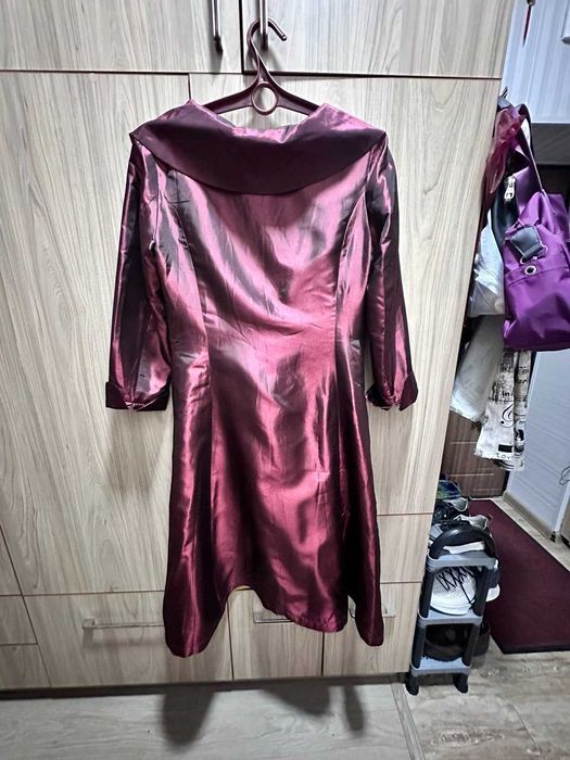 Легкий плащ для теплой осени. Новый, 100% шелк