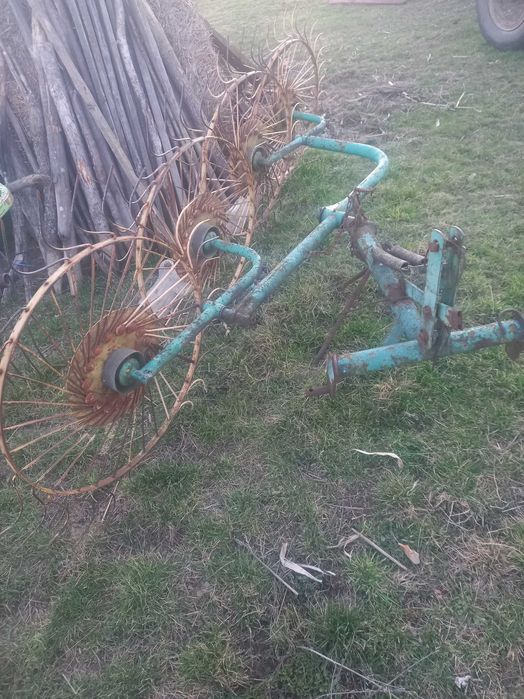 Vand grebla tip soare