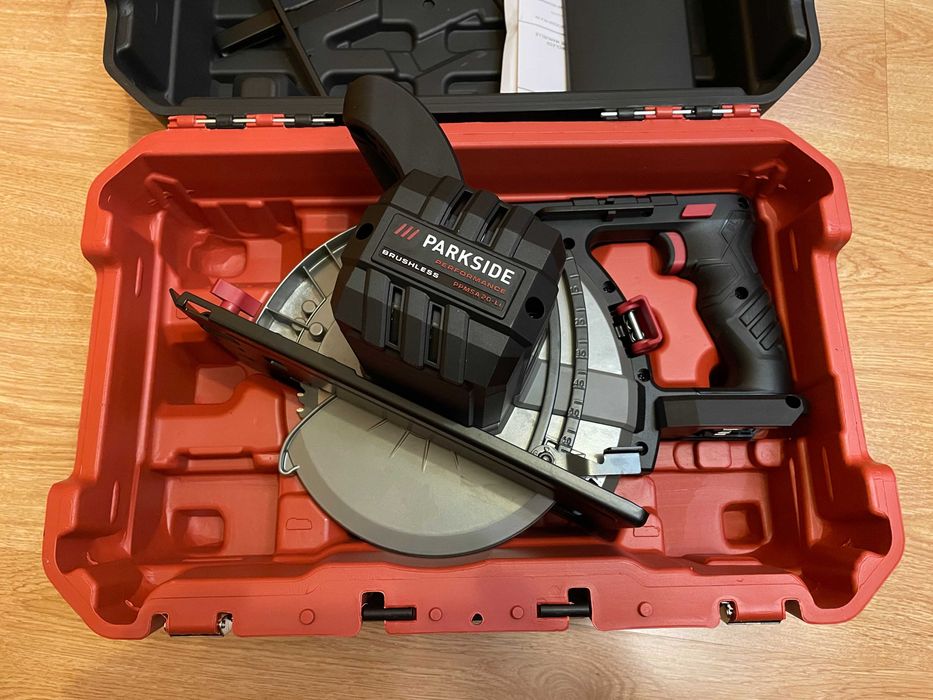 Акумулаторен циркуляр за метал Parkside PERFORMANCE 20V PPMSA 20-Li A1