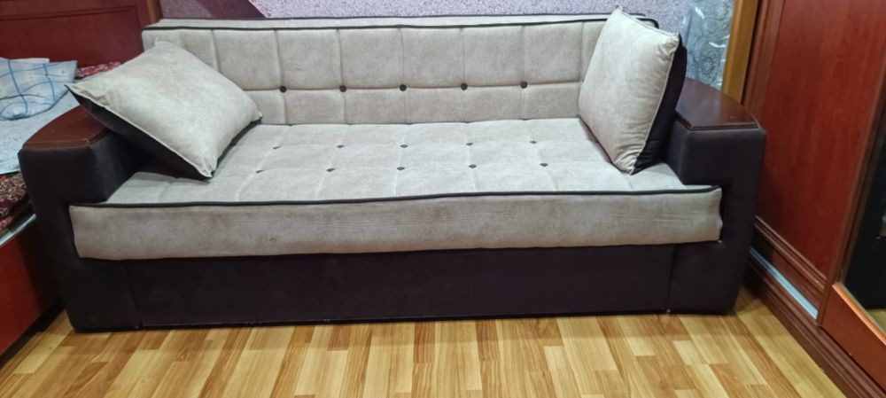 срочние трасформер спальни хароший состояные