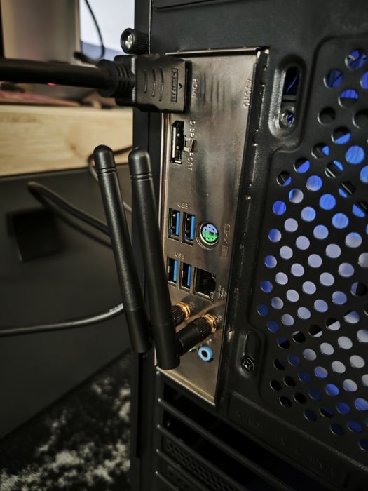 PC gaming complet Intel  I5-10400 6c12th, 16gb ddr4, nvme512gb+ssd512gb+hdd2tb, RX5700xt cu monitor și periferice